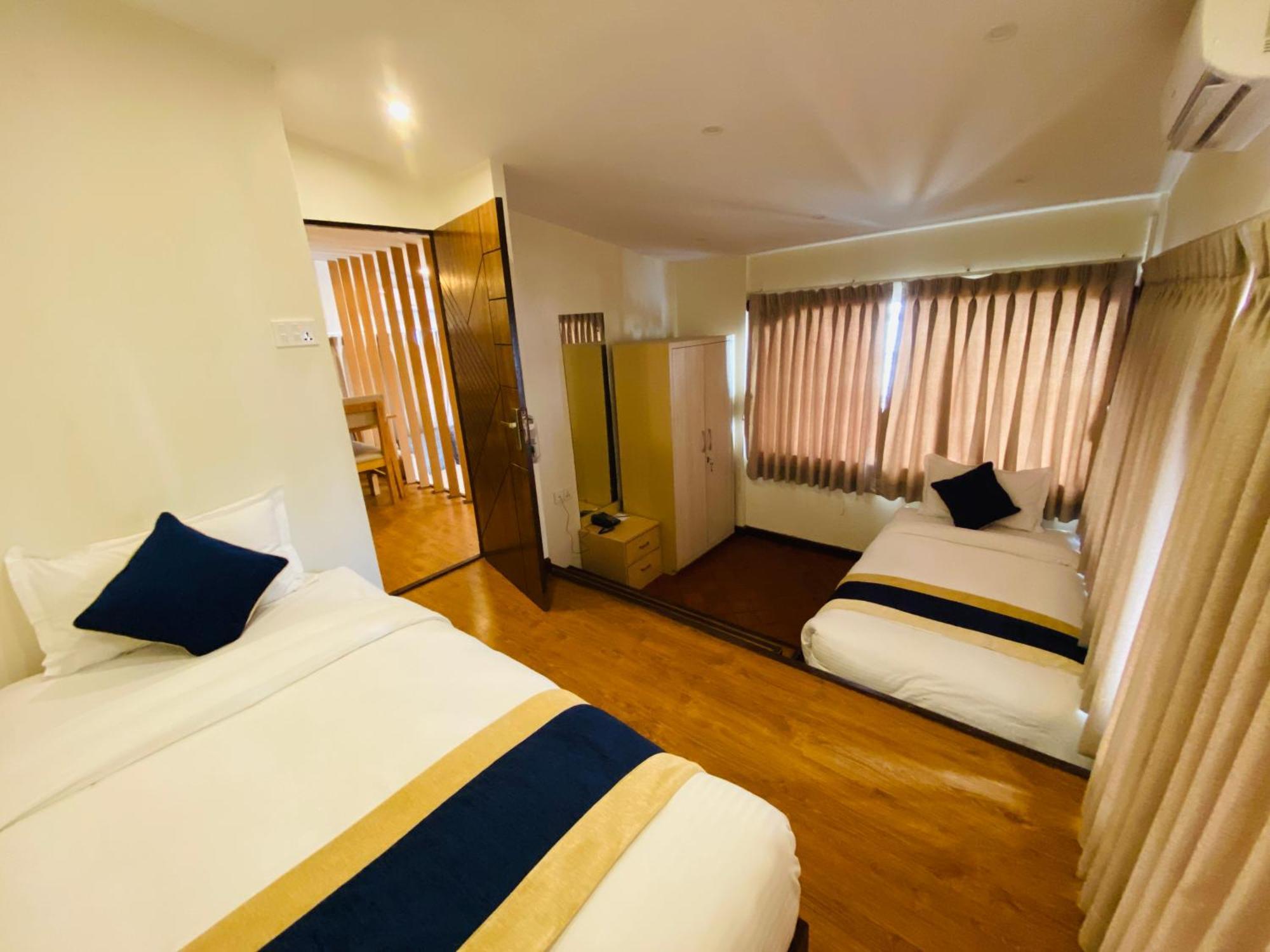 Kathmandu Business Hotel Exterior foto